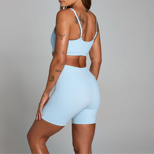 Sujetador deportivo de yoga de alta sujeción personalizado para mujer con almohadillas extraíbles, logo frontal, top corto transpirable para entrenamiento, venta al por mayor. - Product Image 3