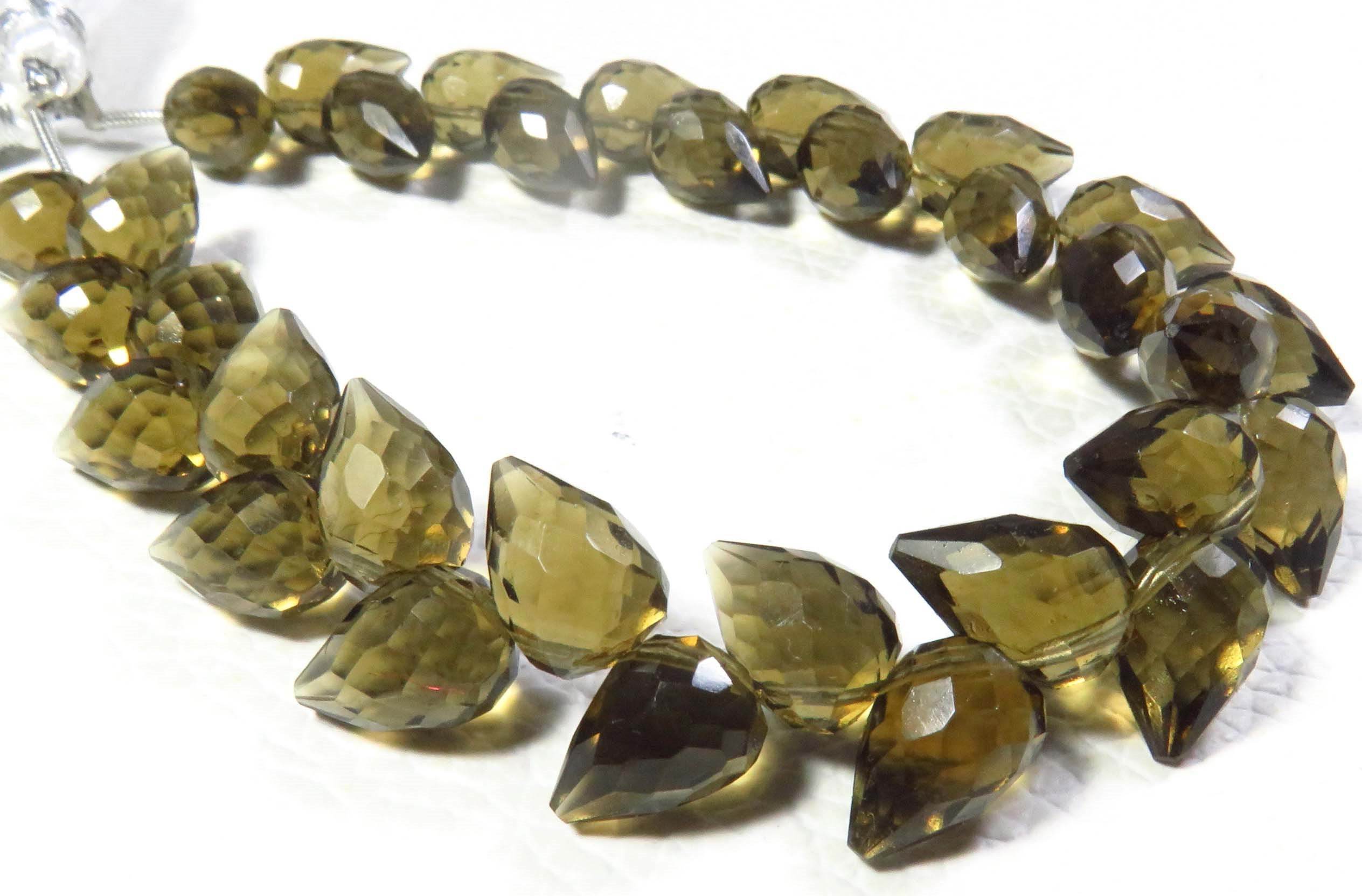 สีน้ำตาล