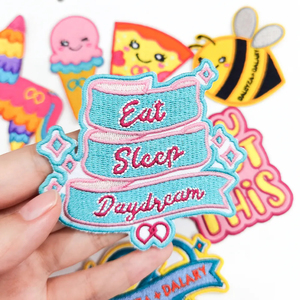 Écussons de broderie à repasser personnalisés de haute qualité, cousus en 3D sur des badges, patchs brodés pour pantalons de survêtement, chemises et sweats à capuche - Product Image 4