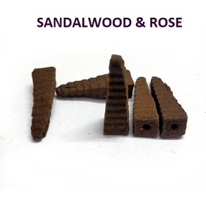 Bán buôn Cung cấp Gỗ đàn hương tự nhiên Rose pyramide chảy ngược hương cones gỗ thơm liệu hương liệu khuếch tán hàng đầu - Product Image 1