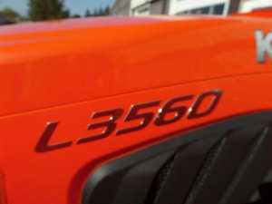 Tractor Utilitario de Tamaño Mediano Premium L3560HST 2025, 4WD, Motor de 37.0HP, Transmisión de Engranajes, Bomba Hidrostática, Confort - Product Image 6