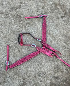 Ensemble de bride et de collier de poitrail en cuir de cheval de qualité supérieure pour les activités telles que l'équitation et les courses, provenant d'un fournisseur indien - Product Image 3