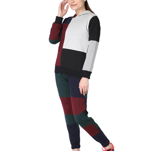 Ropa de entrenamiento ajustada, conjunto de chándal para mujer, chándal de mujer más vendido, ropa informal, chándal para mujer, ropa de calle de alta calidad - Product Image 4