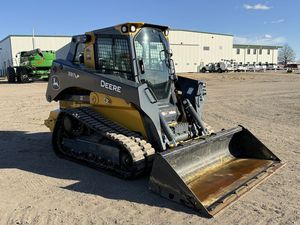 รถตักล้อยางมือสอง John Deere 331P แบบตีนตะขาบ  กำลังยกสูง  ใช้งานได้หลากหลาย  ขายด่วน - Product Image 2