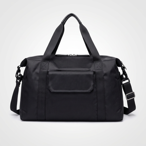 Bolsa Deportiva JYB de Gran Capacidad, Correa Ajustable, Cierre de Cremallera Resistente al Agua, Bolsa de Viaje Negra para Gimnasio - Product Image 1
