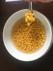 Maíz dulce de grano entero enlatado recién empaquetado para una preparación conveniente de la comida al mejor precio - Product Image 5