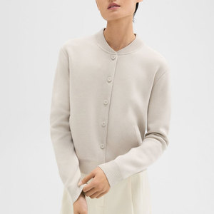 Chaqueta universitaria de ajuste acogedor con borde deportivo para mujer, aspecto de moda hacia adelante con Retro Vibes, chaqueta universitaria para mujer - Product Image 1