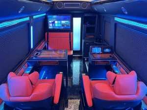 Autocar de tourisme de luxe d'occasion, diesel, automatique, véhicule de transport de passagers - Product Image 5