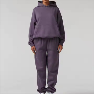 El último chándal elegante para mujer, diseño de moda, estampado personalizado, chándal de tamaño cómodo para mujer con servicio OEM - Product Image 1