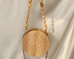 Bolso de Ratán Tejido a Mano, Accesorio de Moda Natural y Ecológico - Product Image 1