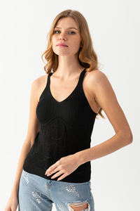 Halter Collar Trou Tricots Athlète Femme Athlète Sangle Tricots Athlète Élégant et Élégant - Product Image 4