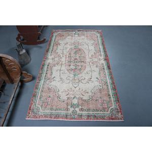 Tapis d'appoint vintage 3,5x6,7 pieds, tapis turc, tapis à motifs floraux rouges - Product Image 1