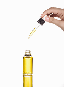 White Lotus <b>Oil</b> Absolute at Best Bulk Rates Manufacturer of White Lotus <b>Oil</b> at Wholesale Price Exporter of White Lotus <b>Oil</b> - Product Image 3
