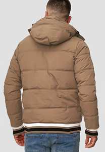 Chaqueta acolchada con parche de logotipo de poliéster acolchada rellena de burbujas ligera con capucha Lisa hecha a medida para hombre - Product Image 3