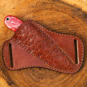 มีดใบตายเหล็กกล้าคาร์บอนสูง ด้ามเรซิ่น พร้อมปลอกหนังแบบแพนเค้ก ฟูลแทง ผลิตตามแบบ OEM สำหรับล่าสัตว์และตั้งแคมป์ - Product Image 6