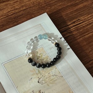 Bracelet en perles naturelles de 8 mm, cristal de guérison, protection, clarté mentale, concentration, origine CN/GUA, marque OEM, vente en gros - Product Image 2