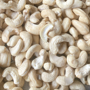 Noix de cajou crues Offre Spéciale à bas prix WW180, WW240, WW320 Noix de cajou SANTIGO W320 Noix de cajou Taille de coupe personnalisée - Product Image 1