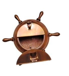 Forme de taille personnalisée Nouveau cendrier exclusif Dernier style Base en bois avec finition en métal en vente Briquets et accessoires pour fumeurs - Product Image 2