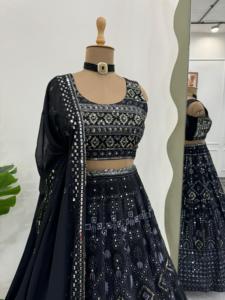 ชุดแต่งกายสำหรับนักออกแบบปาร์ตี้ lehenga choli พร้อมด้ายและลำดับการทำงาน - Product Image 4