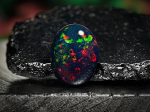 2,39 quilates Natural etíope Welo ópalo de fuego AAA calidad cabujón de ópalo negro en forma ovalada para la fabricación de joyas piedras preciosas sueltas - Product Image 4