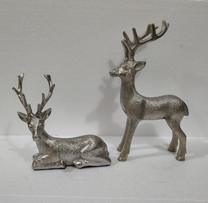 Table de Noël en métal fabriqué à la main Cerf Cerf Ornements Argent Lot de 2 Pcs Hauteur Personnalisable - Product Image 4