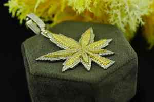 Colgante de Hoja de Marihuana, Plata de Ley 925, Sativa Cannabis, Diamante Moissanita, Joyería Fina de Lujo Unisex, Colgantes y Dijes - Product Image 5