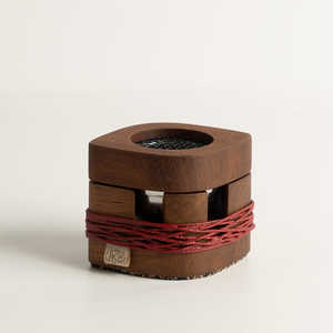 Brûleur à Bakhoor artisanal en bois de manguier Bela, accent de corde jaune, encens aromatique traditionnel Oud, porte-encens en maille métallique, 3x3 pouces - Product Image 3