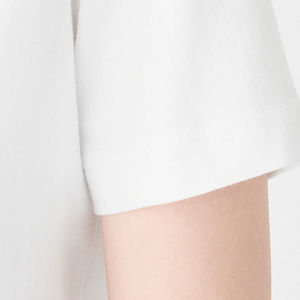 Camiseta de Algodón para Mujer, Ligera y Transpirable, con Logotipo Personalizado, Ropa Básica, Fabricación OEM y ODM, Venta al Por Mayor - Product Image 3