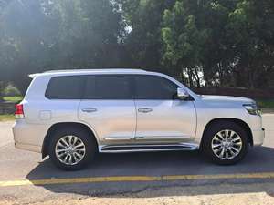 Nuevo/USADO 2021 TOYOTA LAND CRUISER GXR Grand Touring Transmisión automática Potencia 300 - 399 HP - Product Image 5