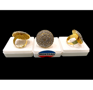 Compra Anillo Chapado en Oro Clásico con Incrustaciones de Diamante Americano Brillante Joyería de Moda de Calidad Premium Ideal para Todas las Ocasiones - Product Image 1