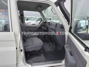 4x4 To yo ta LandCruiser 76 Station Wagon Hzj 76 Station Wagon 4.2L Diesel Manual Vehículo nuevo nunca registrado - Product Image 3