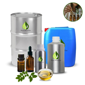 Aceite Esencial de Limón 100% Puro |   Aceite de Fragancia Orgánico al por Mayor, Grado Alimenticio, Blanqueador, Destilado al Vapor - Product Image 1