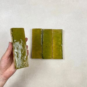 Carreaux de céramique Zellige marocains modernes faits à la main, brillants et émaillés, pour crédence de cuisine, murs et sols de salle de bain, et usage extérieur en hall. - Product Image 2