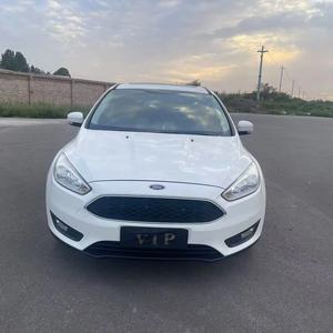 <span class=keywords><strong>2018</strong></span> <span class=keywords><strong>Ford</strong></span> <span class=keywords><strong>Focus</strong></span> Transmission automatique 1.6L Hatchback blanc voiture d'occasion - Product Image 2