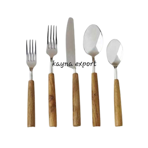 Juego de cubiertos de 3 piezas con mango corto, diseño moderno, chapado en plata pulida con efecto espejo, hecho a mano, con cuchara, tenedores y cuchillo para servir. - Product Image 4
