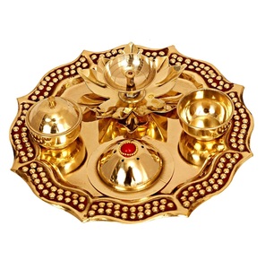 ถาดทองเหลืองสำหรับงานแต่งงานของขวัญบูชาดอกไม้แกะสลักดีไซน์ทองเหลือง Thali ผู้จัดจำหน่ายจำนวนมาก - Product Image 5