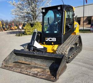 Chargeuse compacte sur chenilles JCB 2021 T 270-Robuste pour des performances maximales - Product Image 1