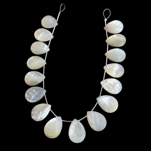 Mère de poire forme perles pierres précieuses en vrac bijoux à bricoler soi-même faisant collier boucle d'oreille pendentif pierre précieuse - Product Image 3