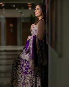 Nouveau indien et pakistanais ethnique femmes Salwar Kameez gros Punjabi pelouse costume avec couture de fête pour les tenues ethniques des femmes - Product Image 6