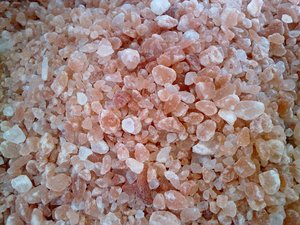 Sal refinada del Himalaya 100% rica en minerales para comidas lujosas y aplicaciones especiales disponibles en embalaje a granel o en bolsas - Product Image 5