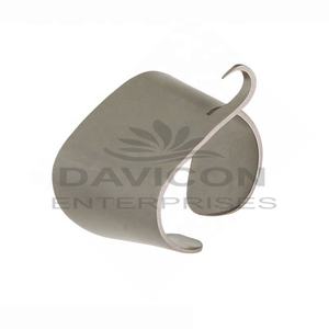 Ganchos de dedal Millard - Product Image 1