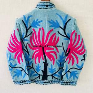 Veste en coton Suzani faite à la main en Inde, veste courte brodée à la main, veste unisexe, veste courte Suzani faite à la main - Product Image 6