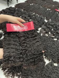 Bundles de cheveux bouclés Cheveux cambodgiens bruts non transformés vierges Kinky Curly Bundles avec extensions de cheveux humains - Product Image 5