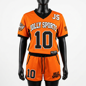 Ensemble maillot et short de football en polyester mesh premium 200 GSM, orange et noir, impression personnalisée, pour femmes - Product Image 1