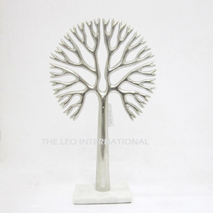 Ensemble de 3 sculptures en métal aluminium en forme de feuille plaquées or, style moderne, décoration d'intérieur de luxe - Product Image 3