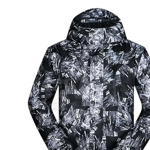 Combinaisons de ski confortables en matériau durable, fabrication au Pakistan, combinaisons de ski surdimensionnées à prix avantageux - Product Image 5