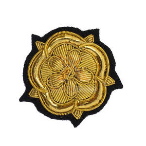 Vente directe d'usine, badges brodés à la main, haute qualité, nouveau style, badges brodés à la main - Product Image 6