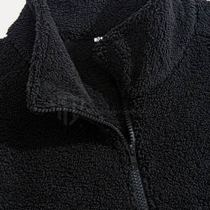 Veste d'hiver premium en sherpa, doublée de polaire, pour les activités de plein air et les occasions décontractées - Product Image 3