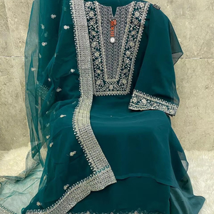 ฤดูหนาวสำหรับขนาดใหญ่: georgette กับ santoon ด้านในและด้านล่าง, dupatta สุทธิหนัก, ขนาด54 (7XL) - Product Image 1