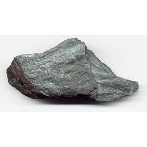 Vente en gros d'hématite minerai de fer 60% Fe2O3 concentré de minerai de fer fines morceaux granules de magnétite 63.5%-64.5% à prix compétitif - Product Image 1